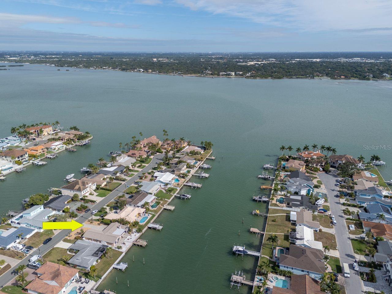 CAPRI ISLE - Residential