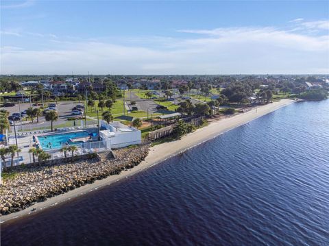 A home in PORT CHARLOTTE