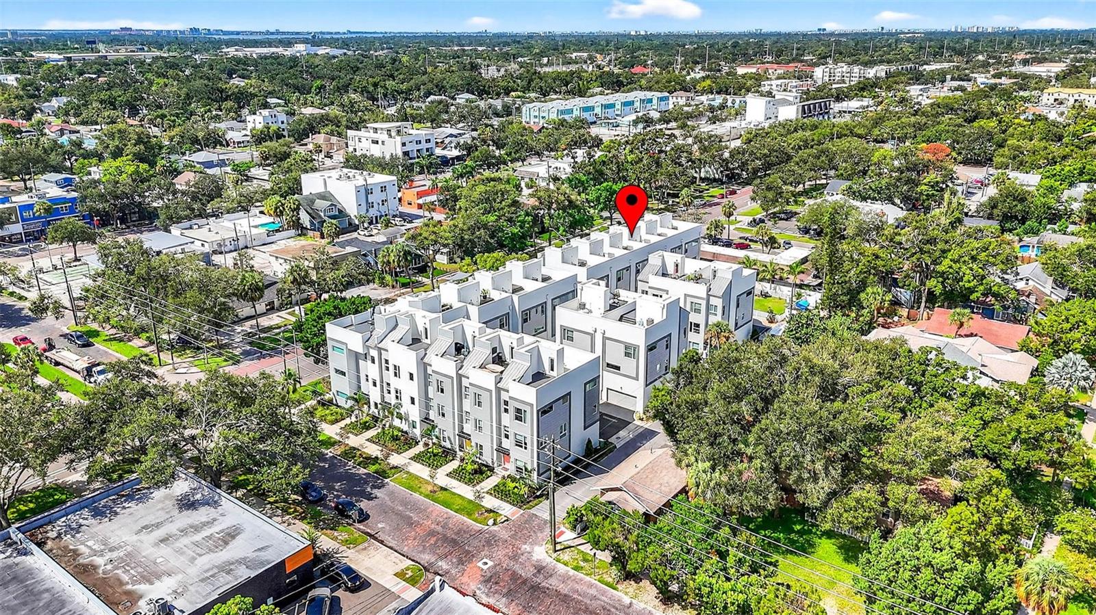 SIX POINT ROW - Residential Lease