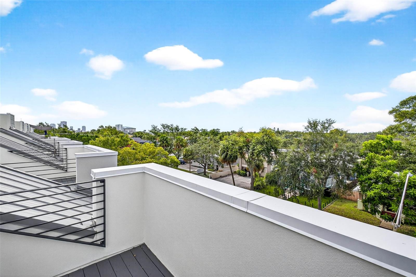 SIX POINT ROW - Residential Lease