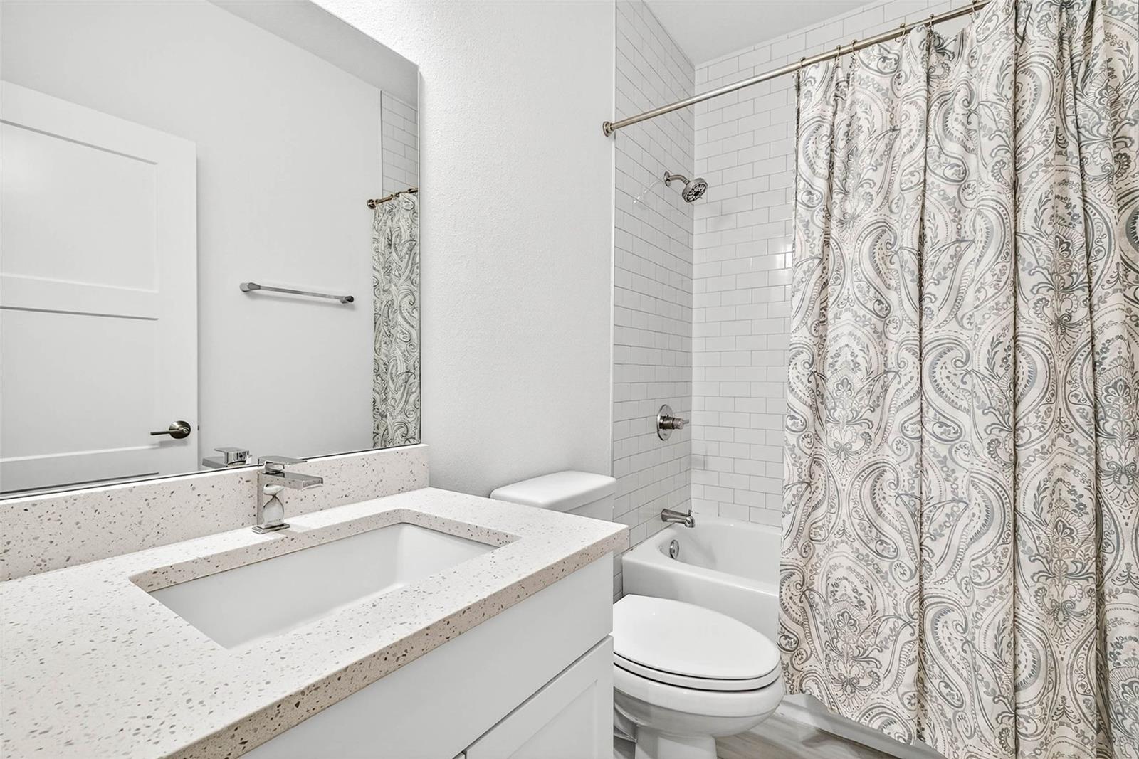 SIX POINT ROW - Residential Lease