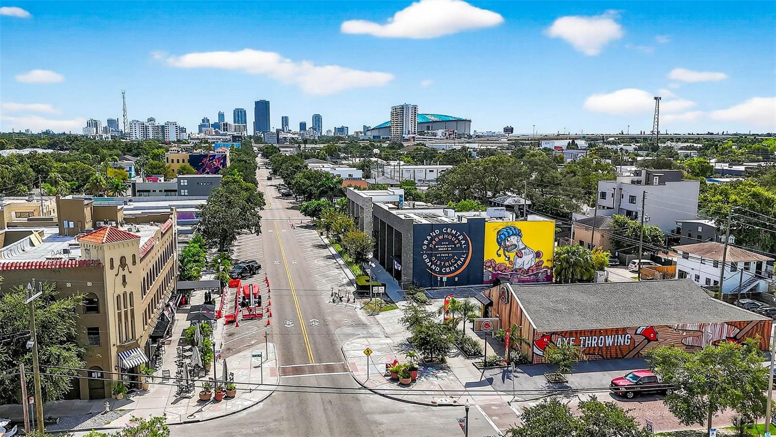 SIX POINT ROW - Residential Lease