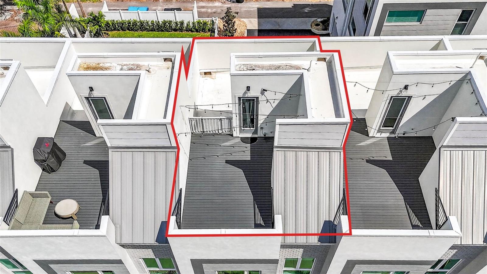 SIX POINT ROW - Residential Lease