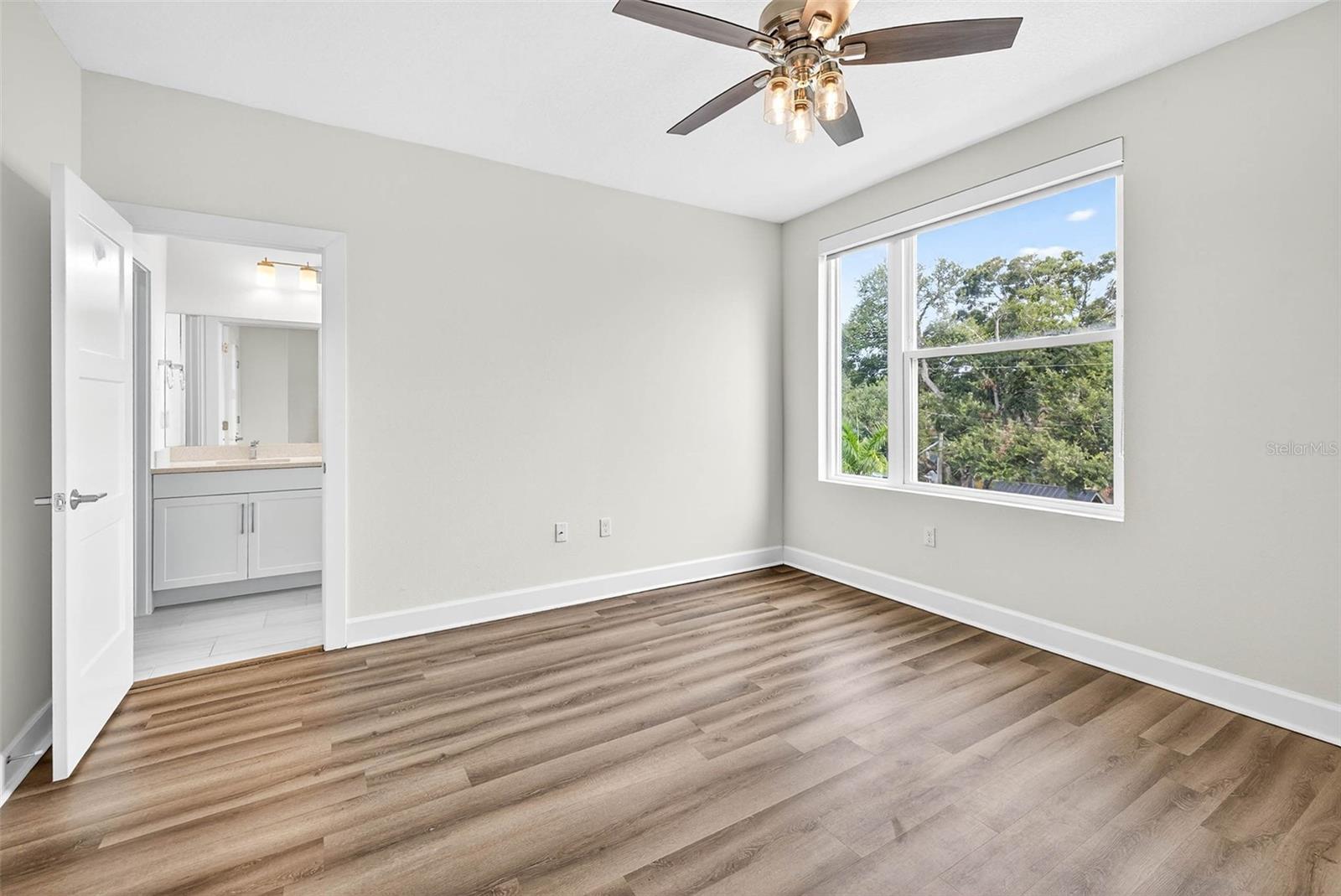 SIX POINT ROW - Residential Lease