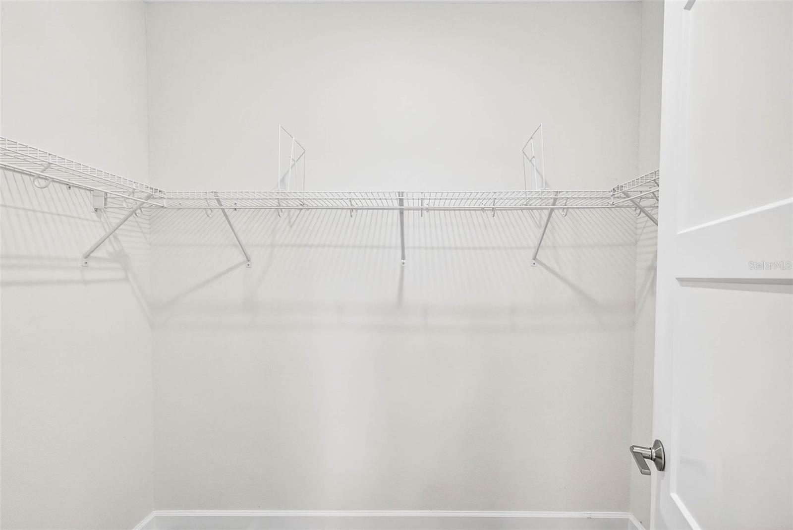 SIX POINT ROW - Residential Lease