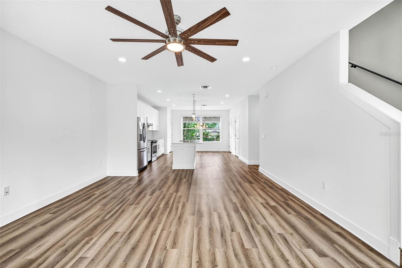 SIX POINT ROW - Residential Lease