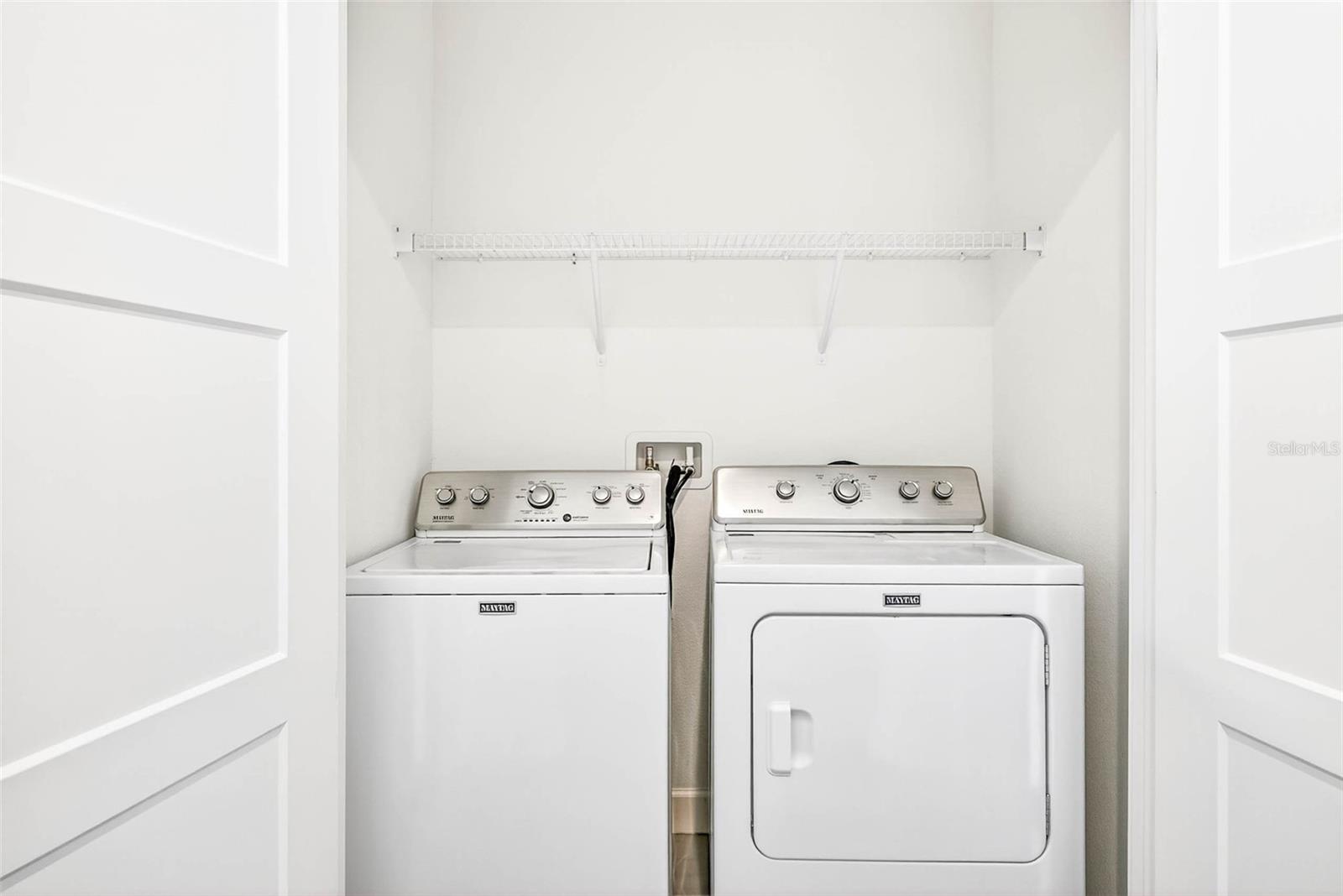 SIX POINT ROW - Residential Lease