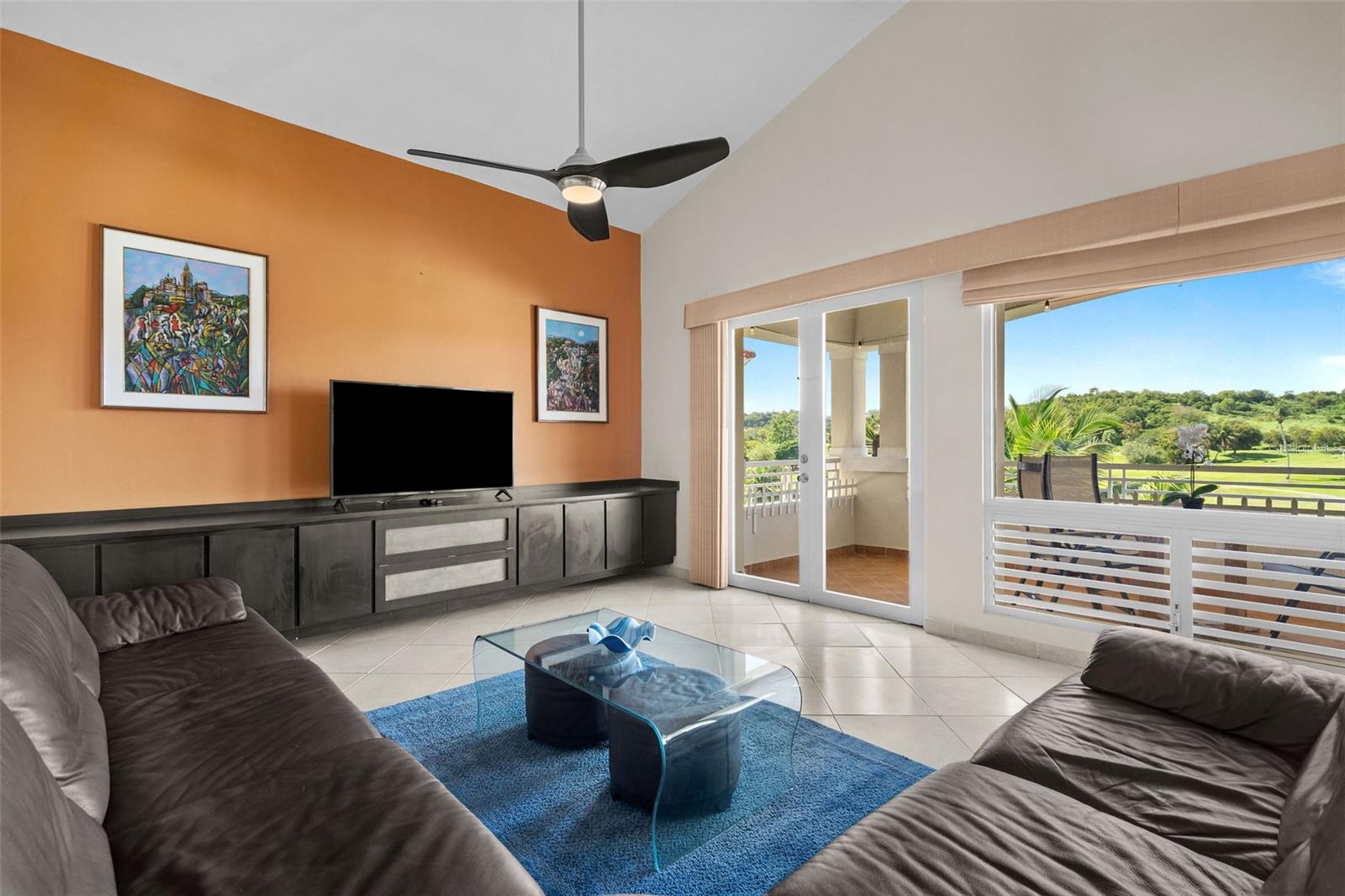 THE WOODS - Residential