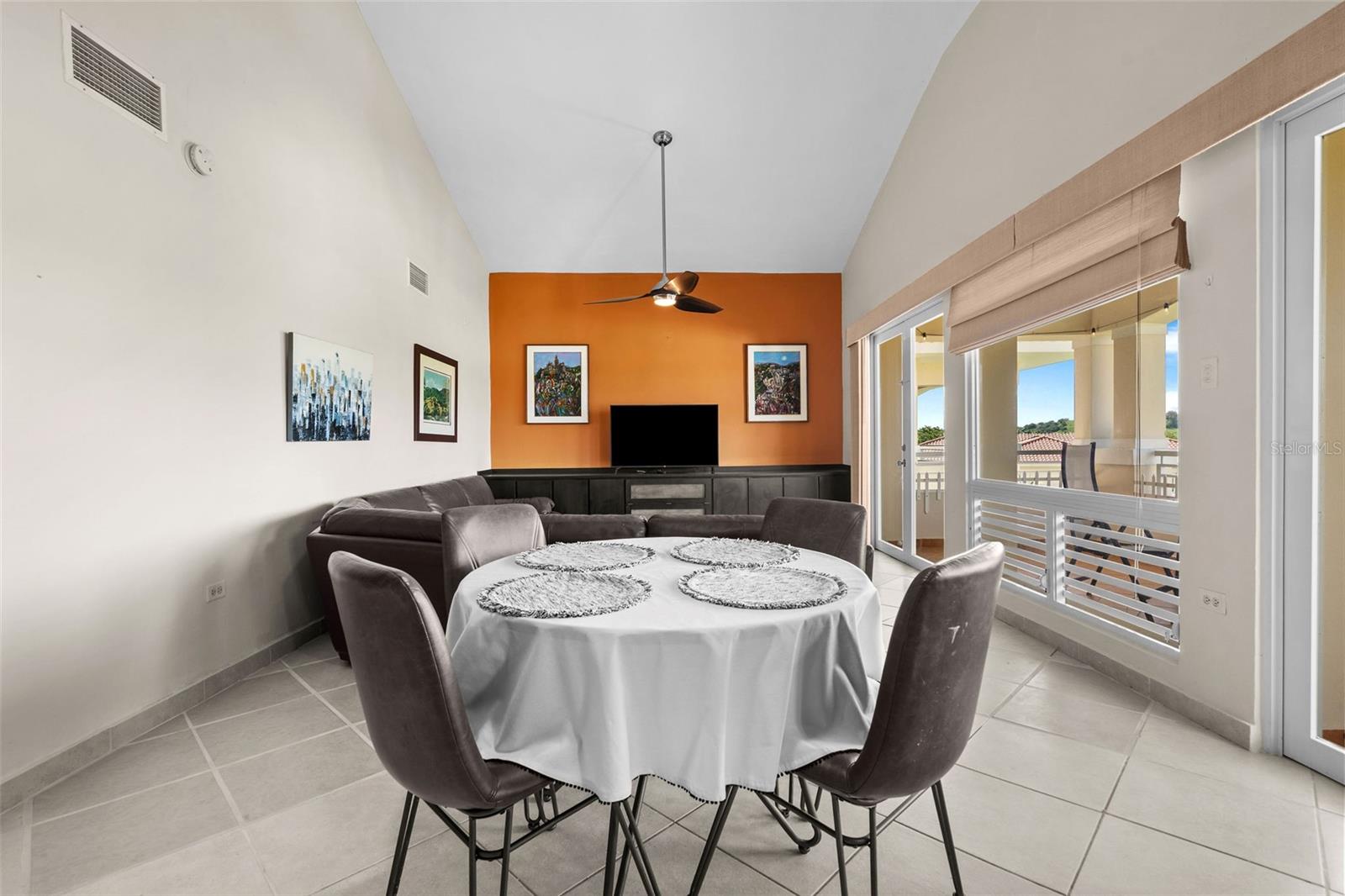 THE WOODS - Residential