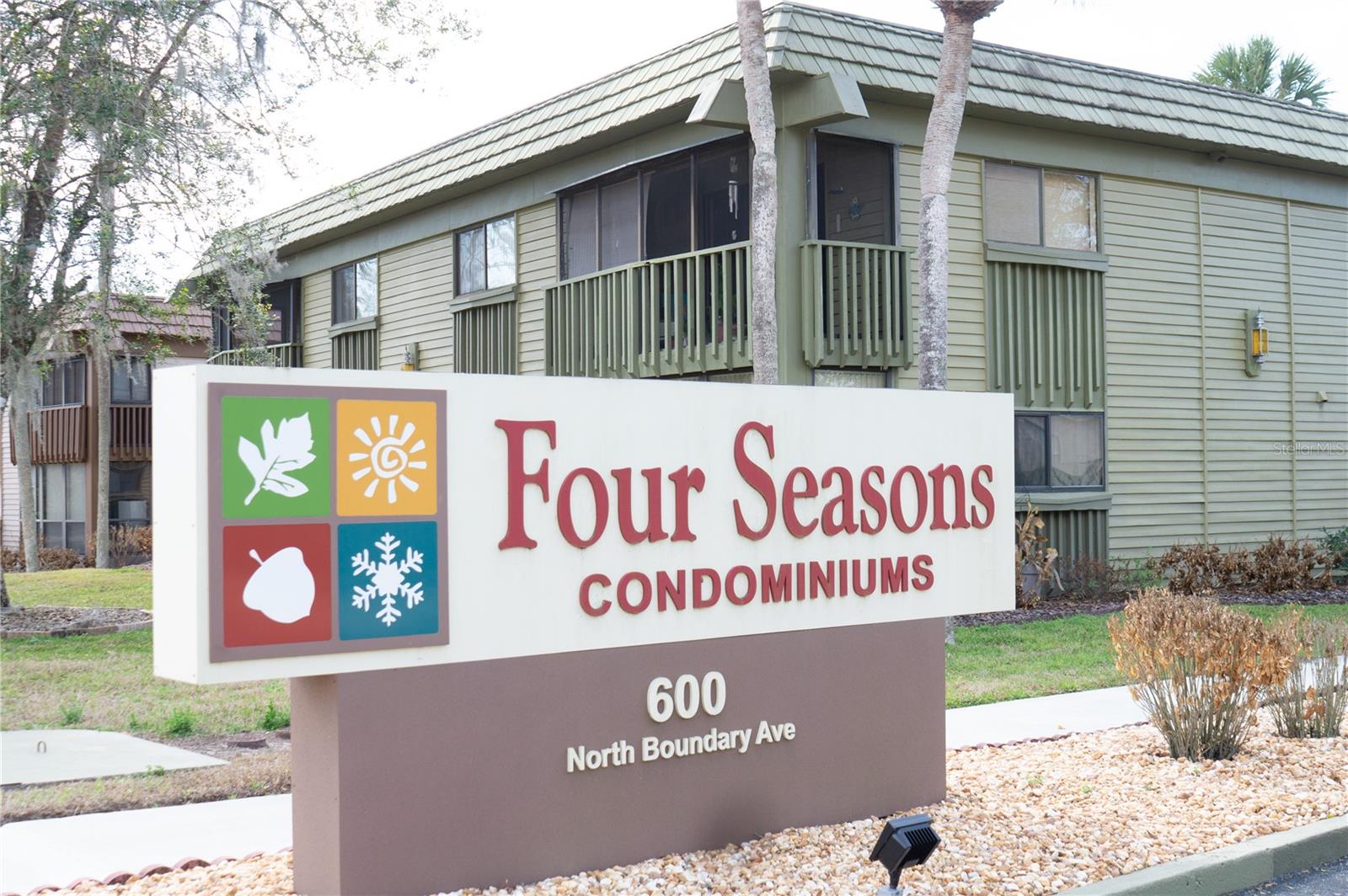 FOUR SEASONS OF DELAND CONDO PHASE II - Residential