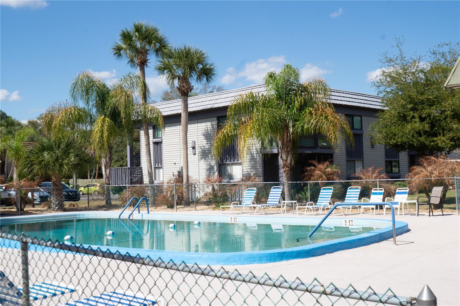 FOUR SEASONS OF DELAND CONDO PHASE II - Residential