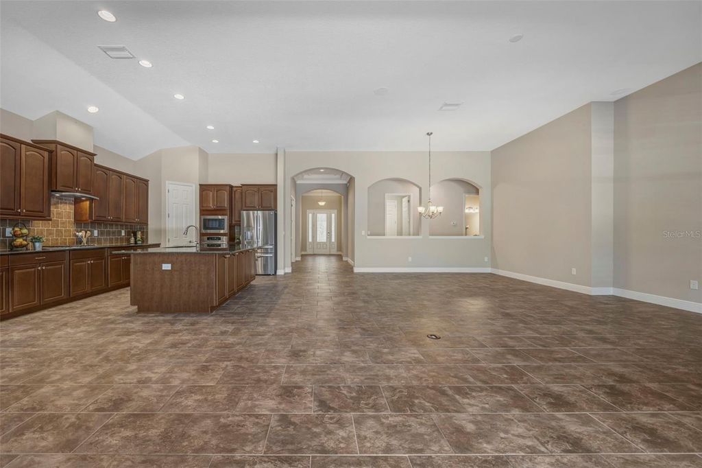 Photo of 5201 Sparrowglen Place, Lithia, FL 33547 (MLS # TB8498028)