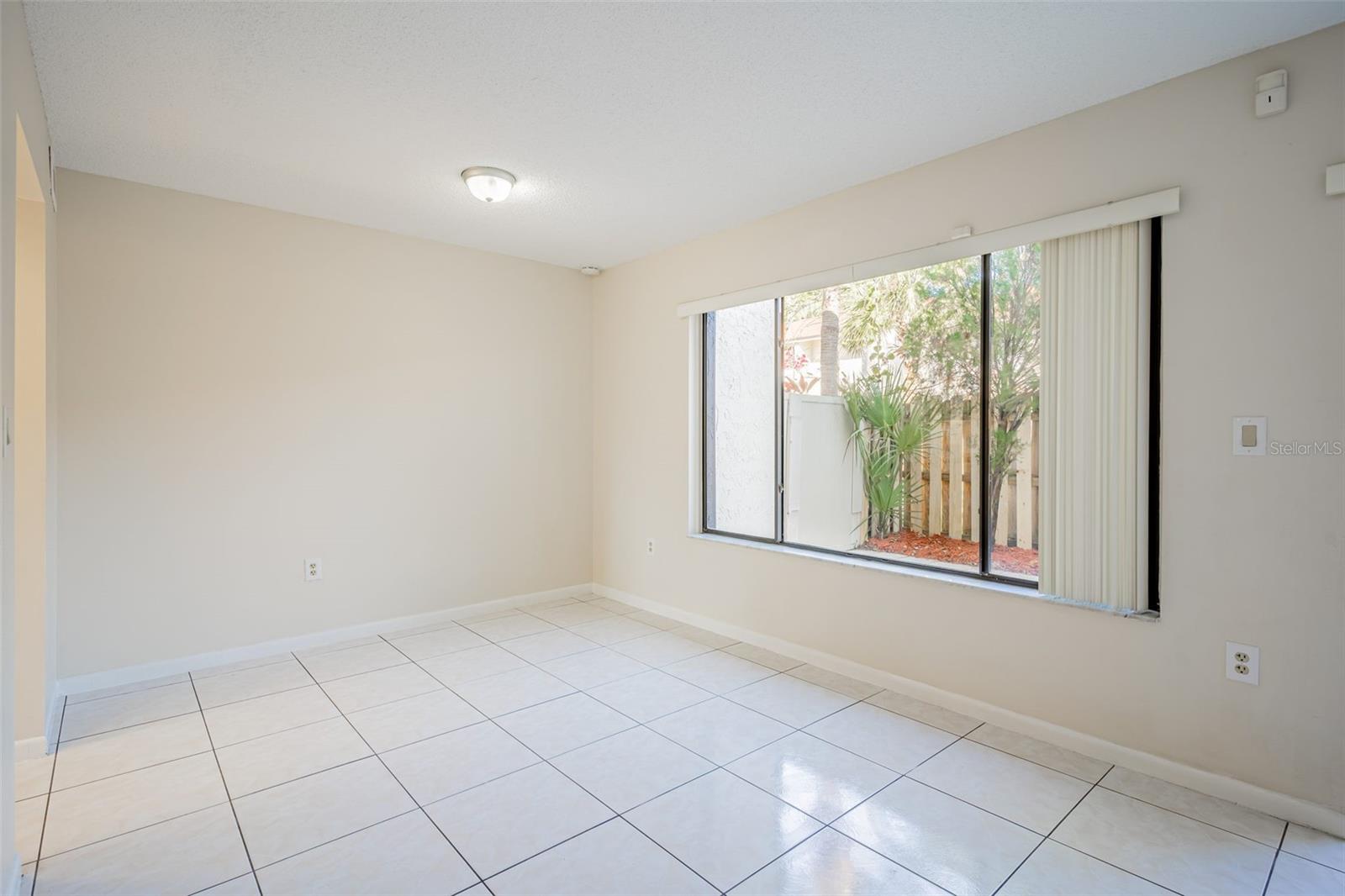 TOWNHOUSES ROSEMONT GREEN - Residential
