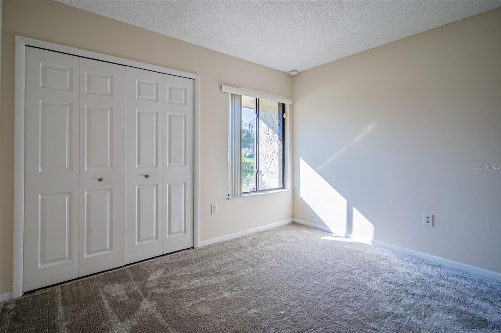 TOWNHOUSES ROSEMONT GREEN - Residential