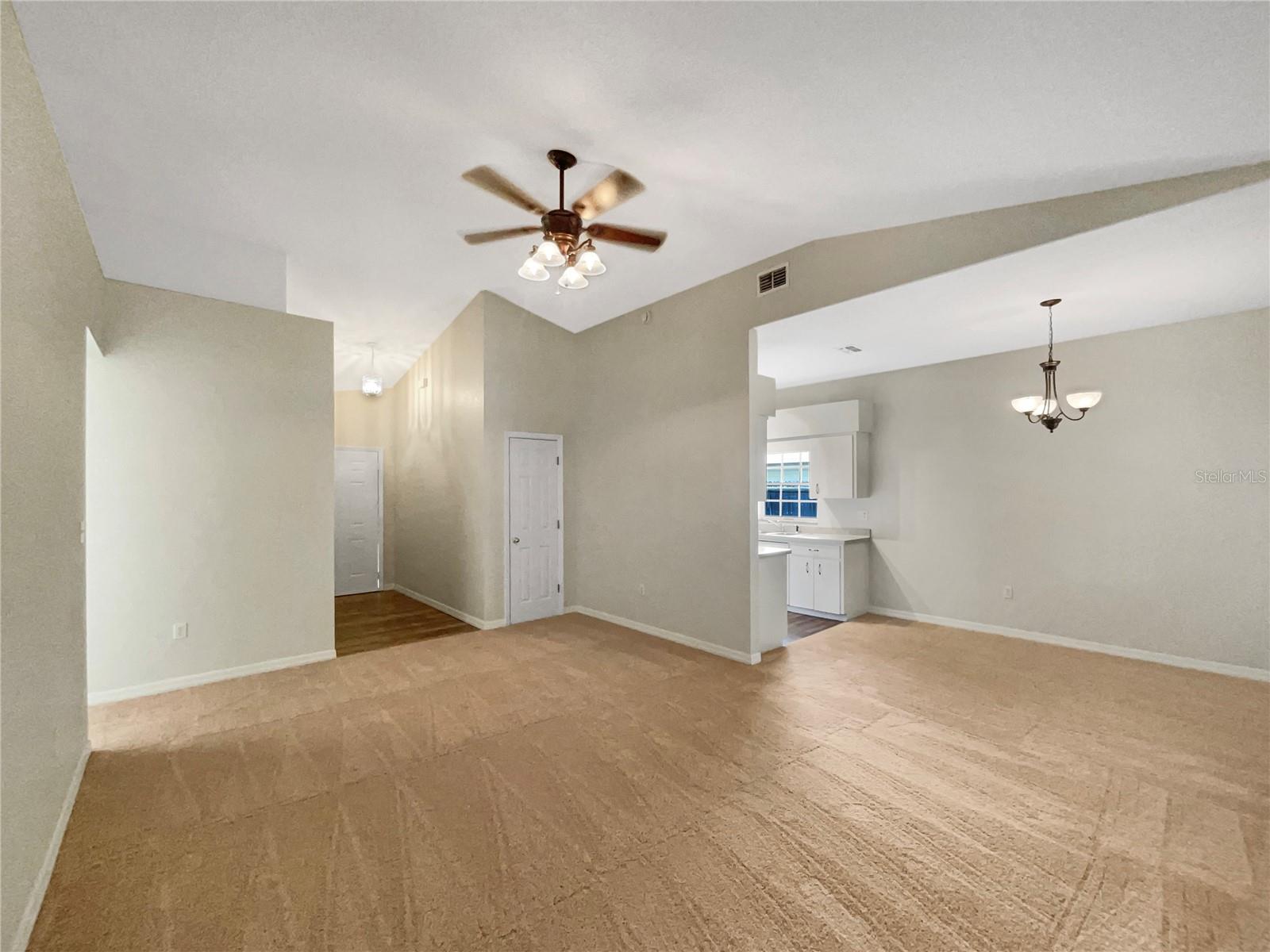 AZALEA OAKS - Residential