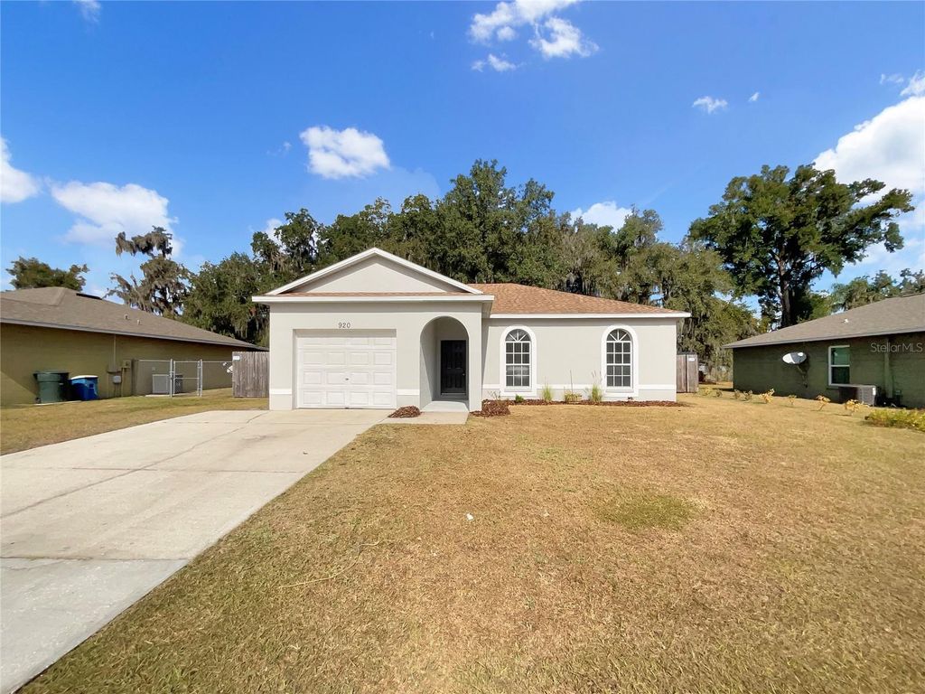 Photo of 920 Forrest Drive, Bartow, FL 33830 (MLS # O6363982)