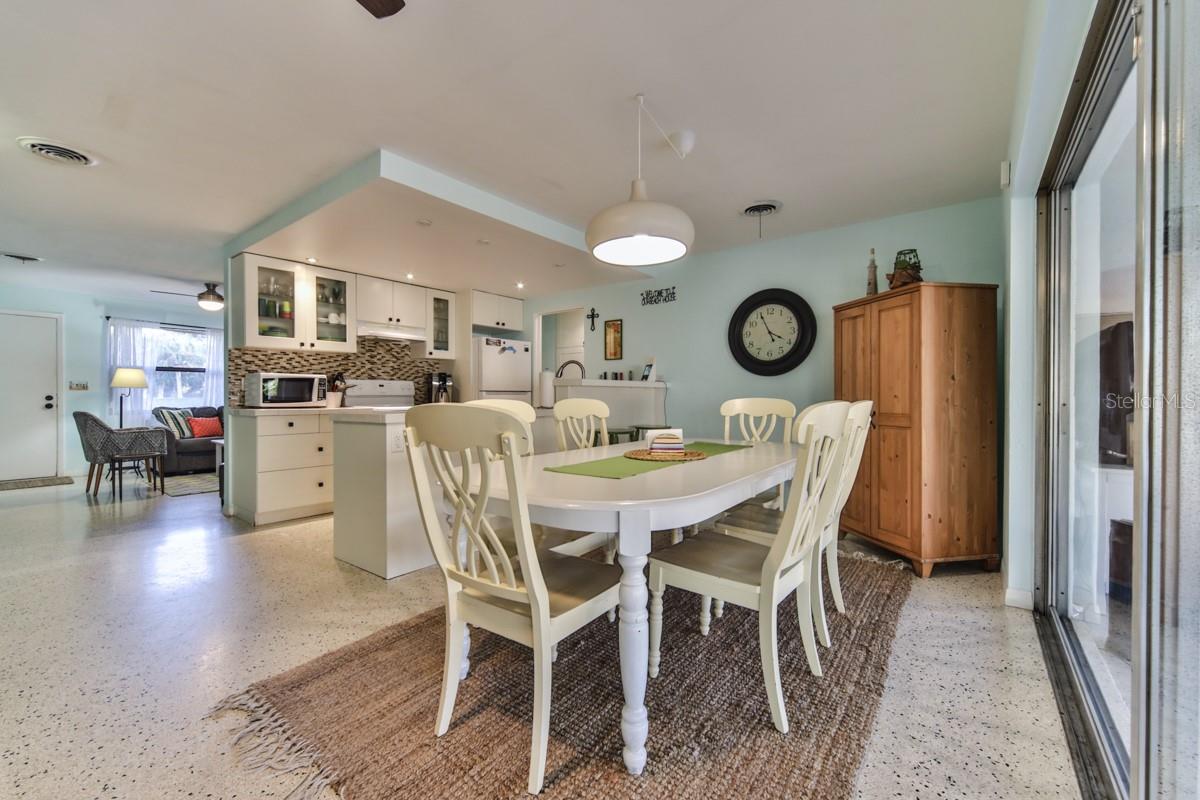 BEAU RIVAGE SHORES - Residential Lease