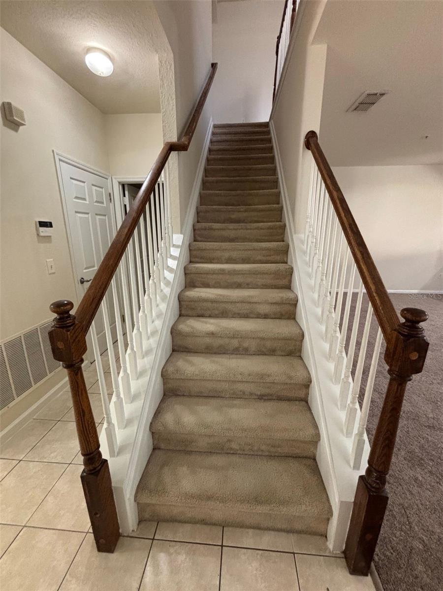 TOWNHOMES AT FLORA RIDGE - Residential Lease