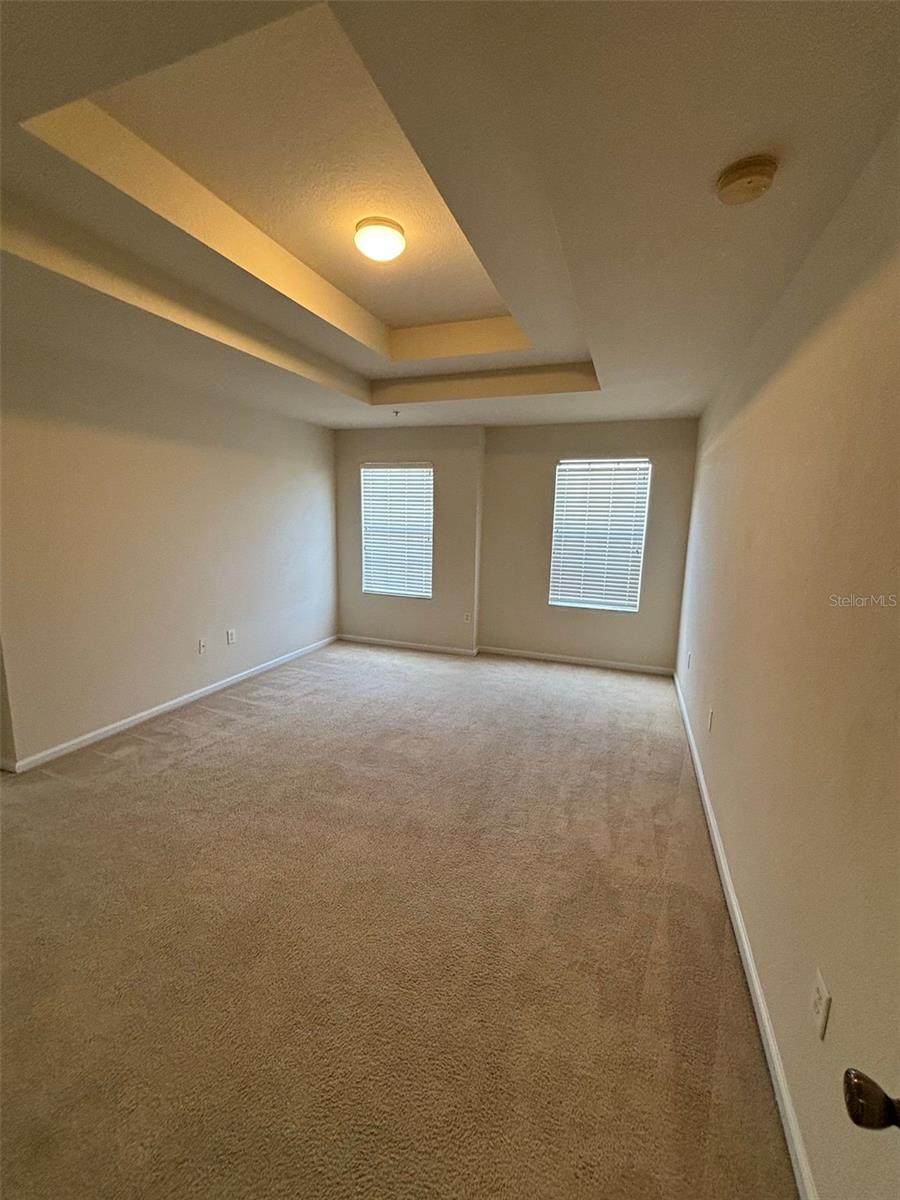 TOWNHOMES AT FLORA RIDGE - Residential Lease