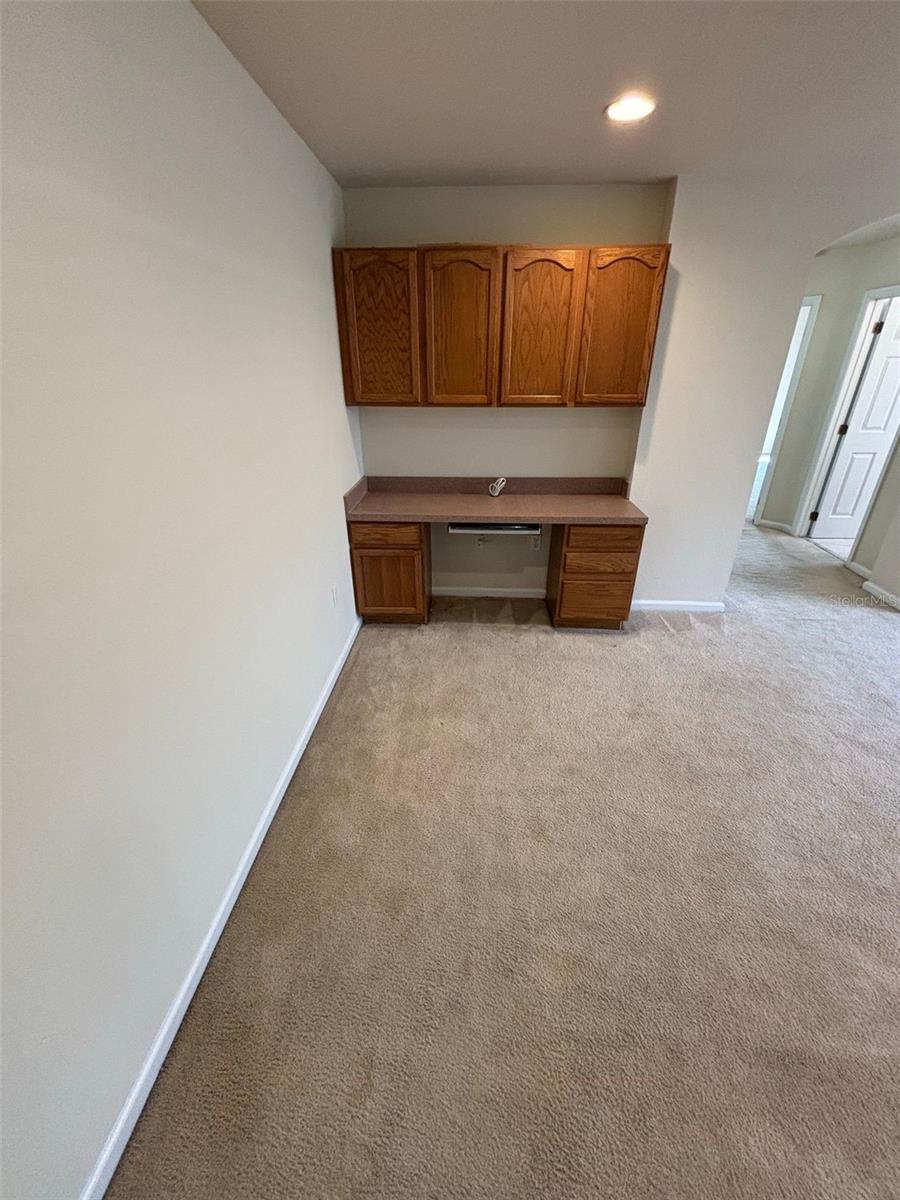 TOWNHOMES AT FLORA RIDGE - Residential Lease