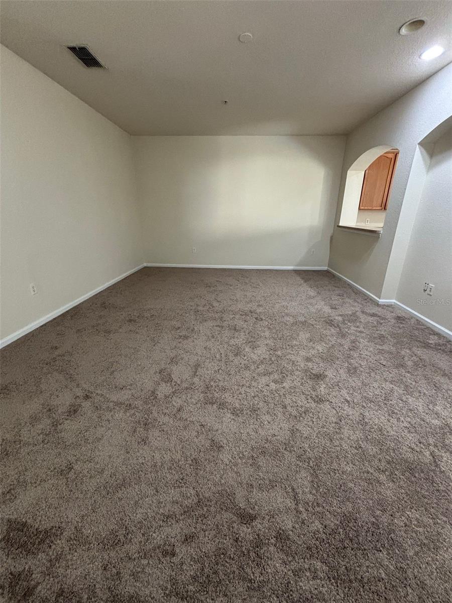 TOWNHOMES AT FLORA RIDGE - Residential Lease