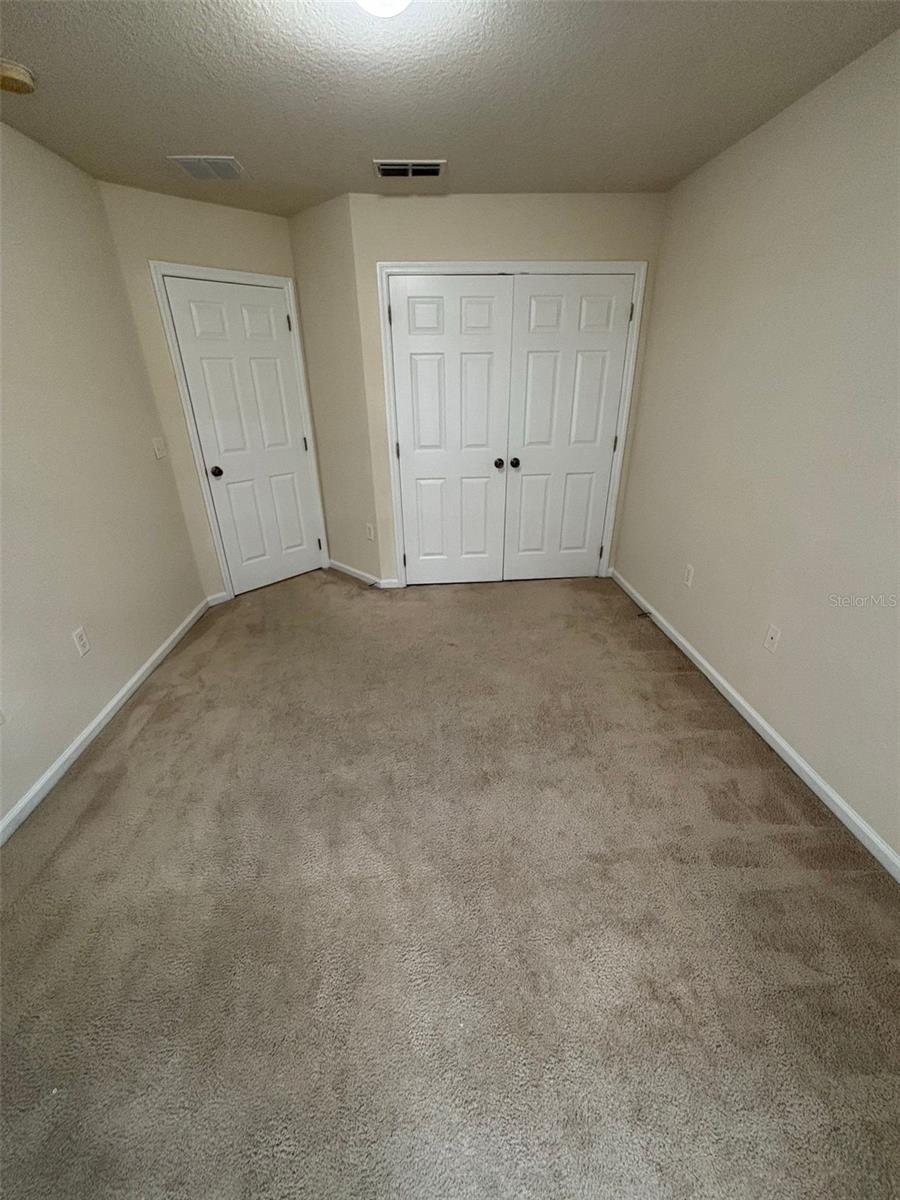 TOWNHOMES AT FLORA RIDGE - Residential Lease