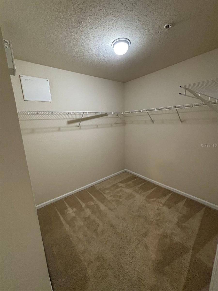 TOWNHOMES AT FLORA RIDGE - Residential Lease