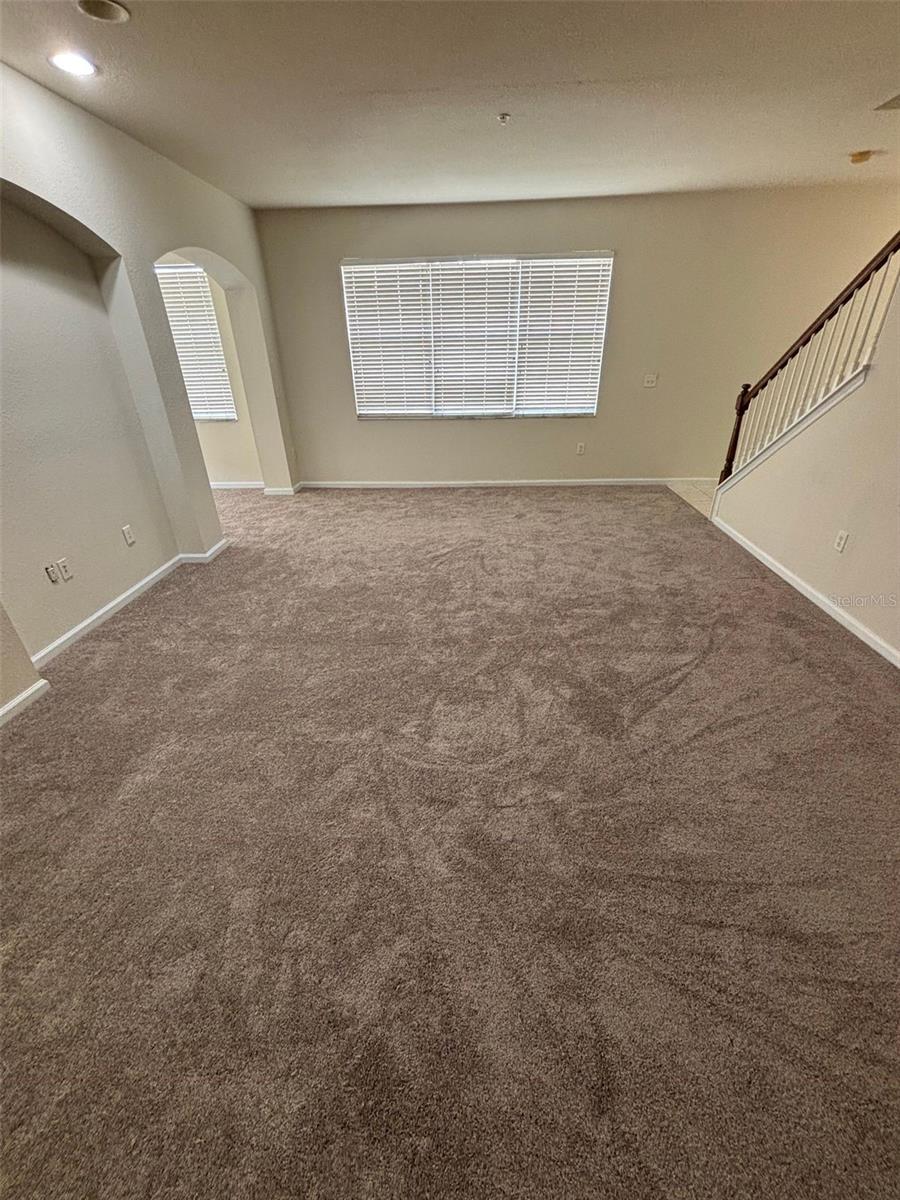 TOWNHOMES AT FLORA RIDGE - Residential Lease