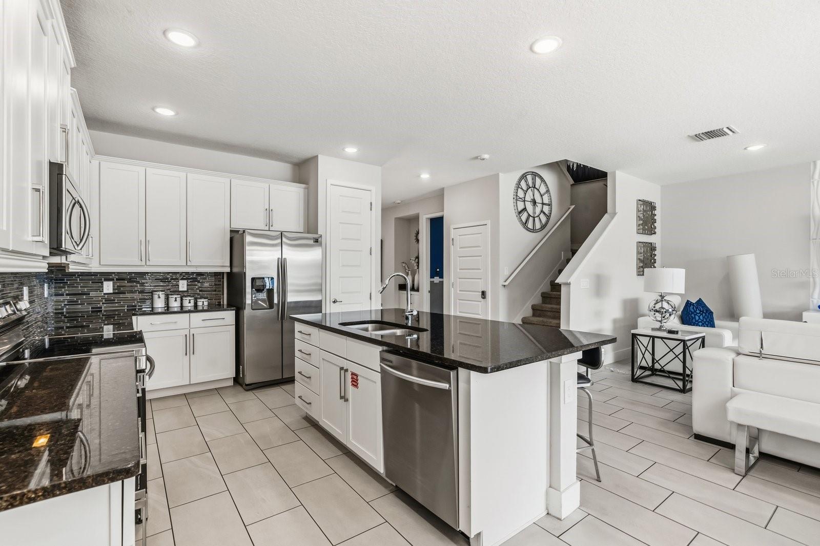 REUNION WEST PH 4 - Residential