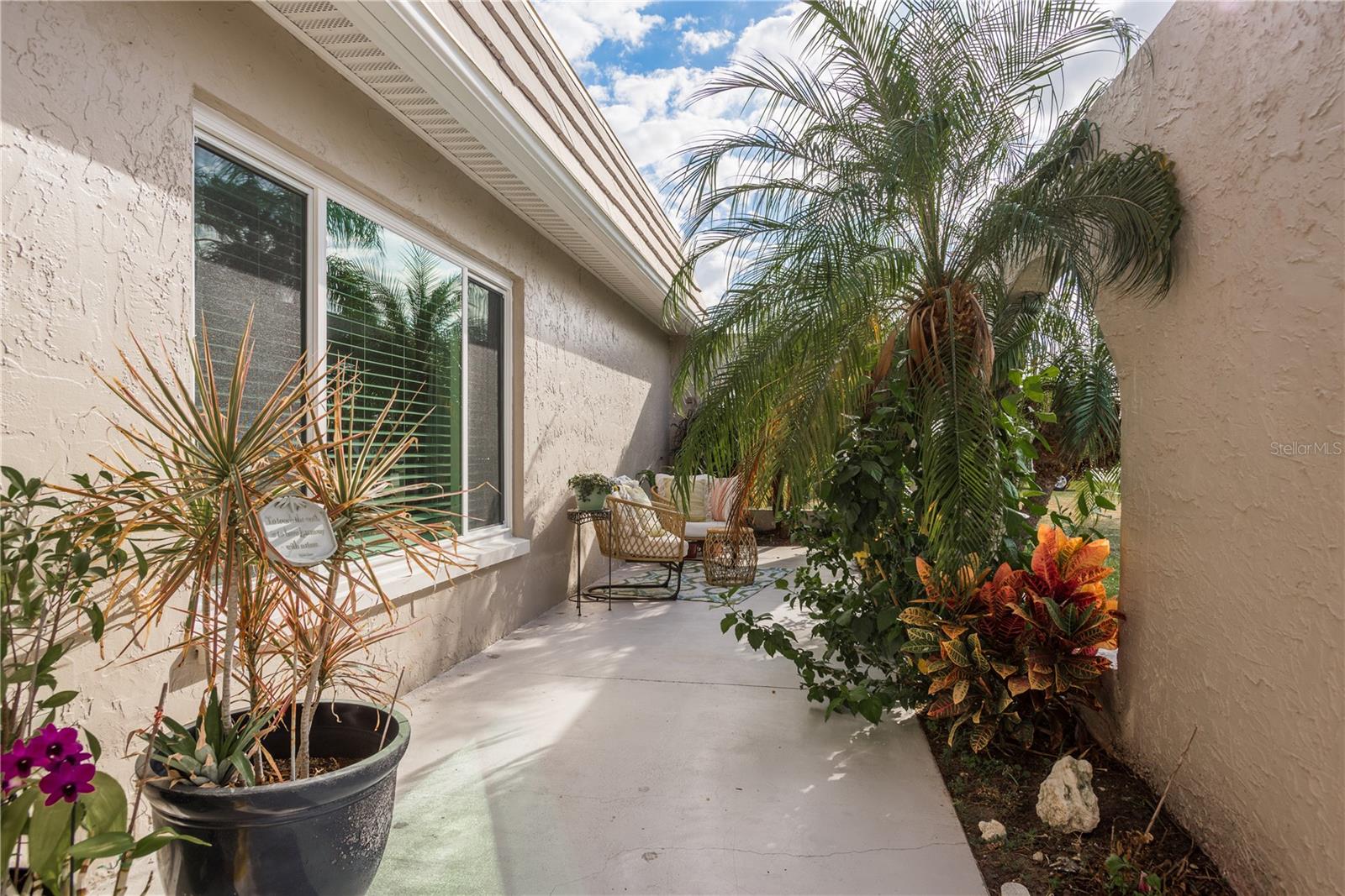 FLOR A MAR - Residential