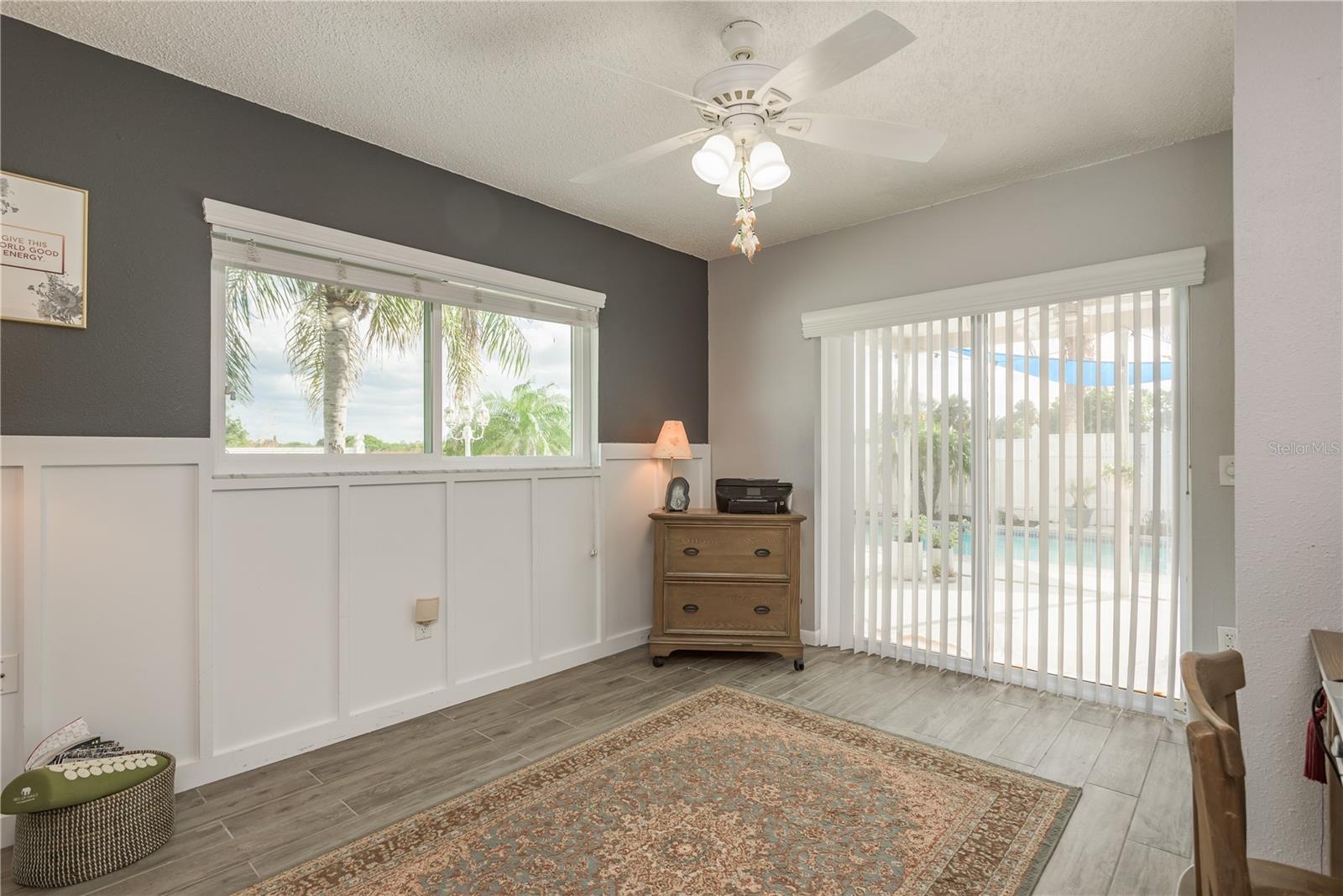 FLOR A MAR - Residential