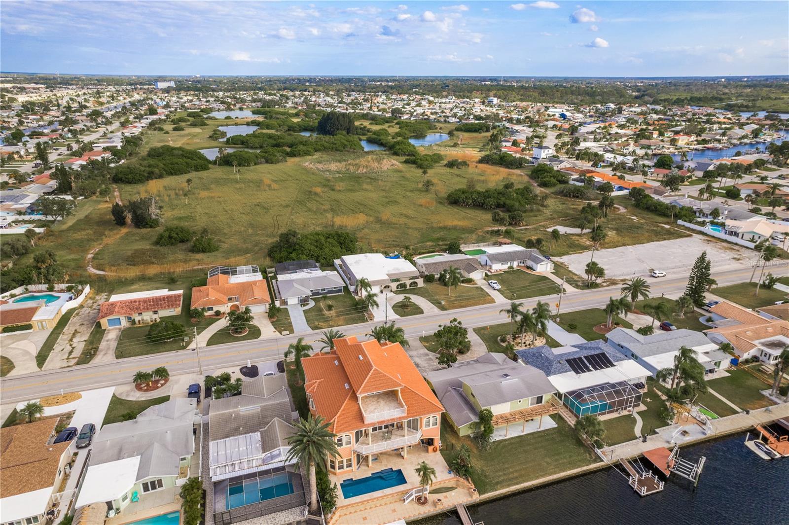 FLOR A MAR - Residential