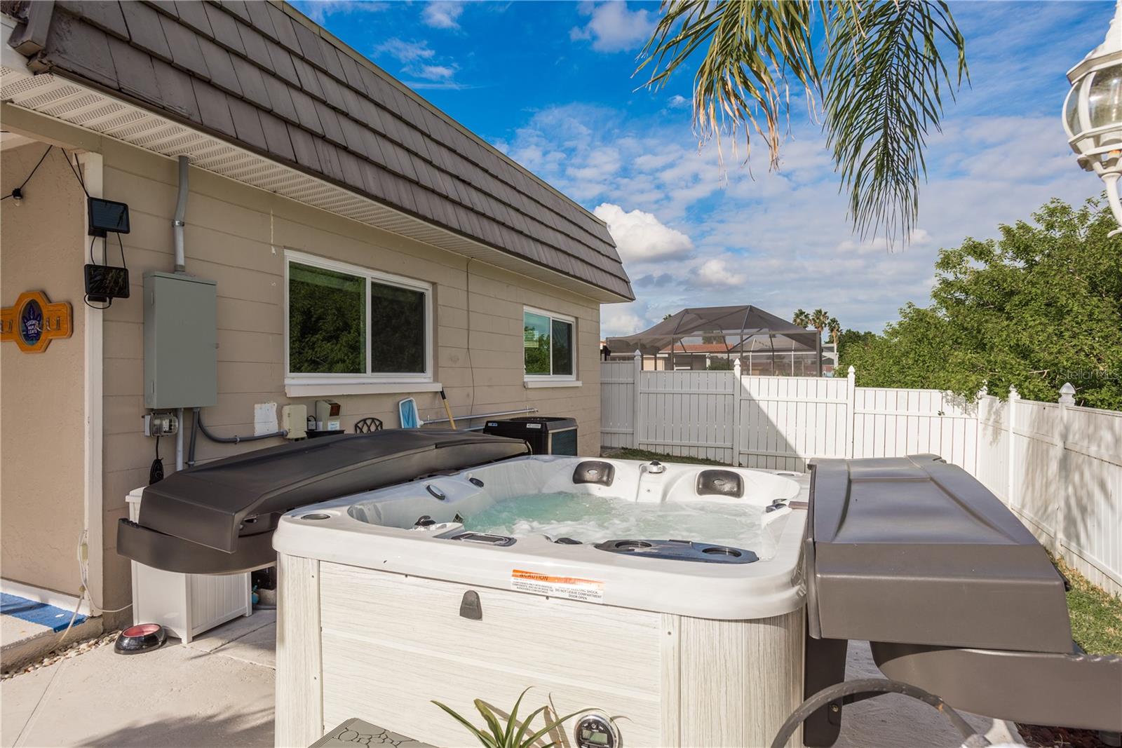 FLOR A MAR - Residential