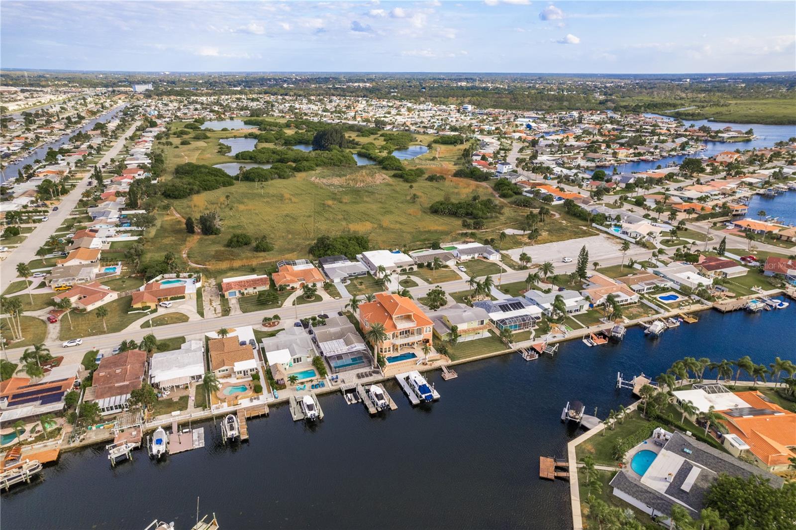 FLOR A MAR - Residential