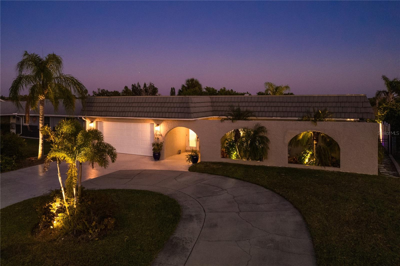 FLOR A MAR - Residential