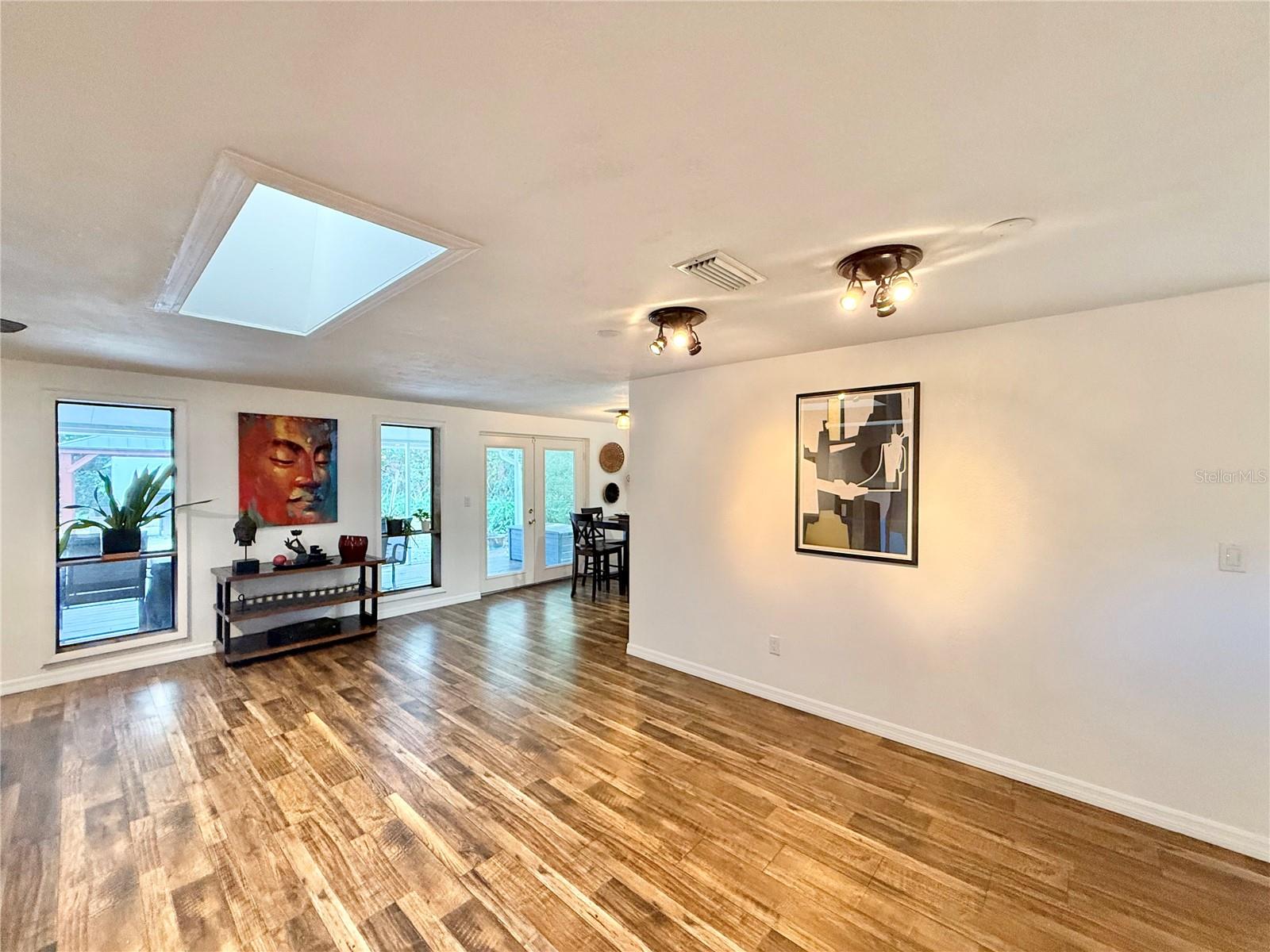 LAKE CHARLES - Residential