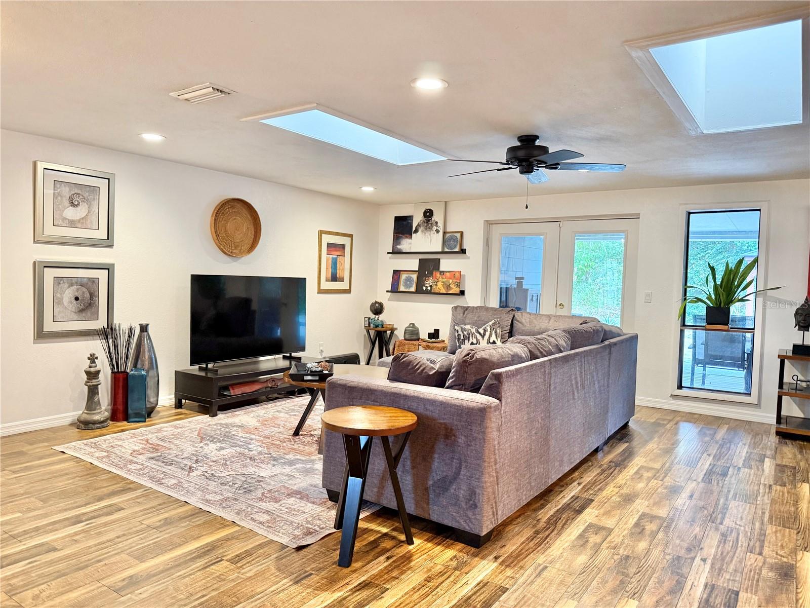 LAKE CHARLES - Residential