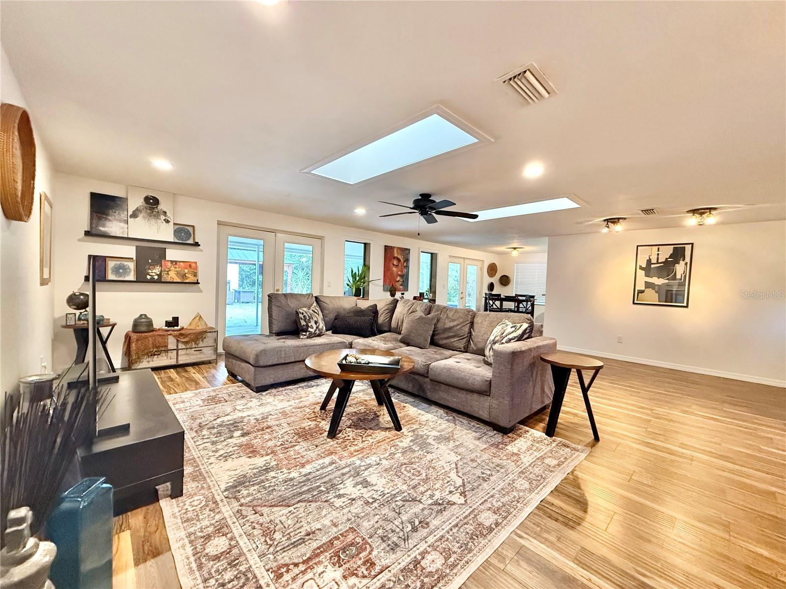 LAKE CHARLES - Residential