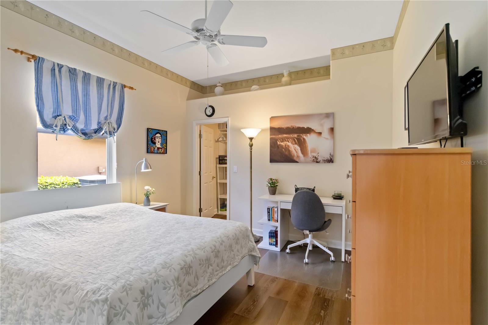 THE HAMPTONS - Residential Lease