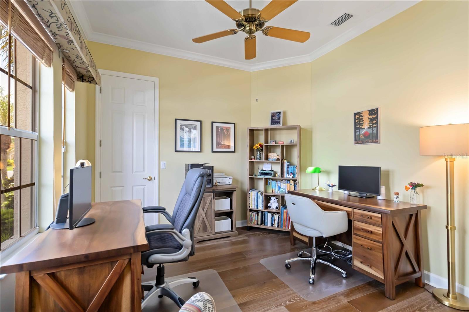 THE HAMPTONS - Residential Lease