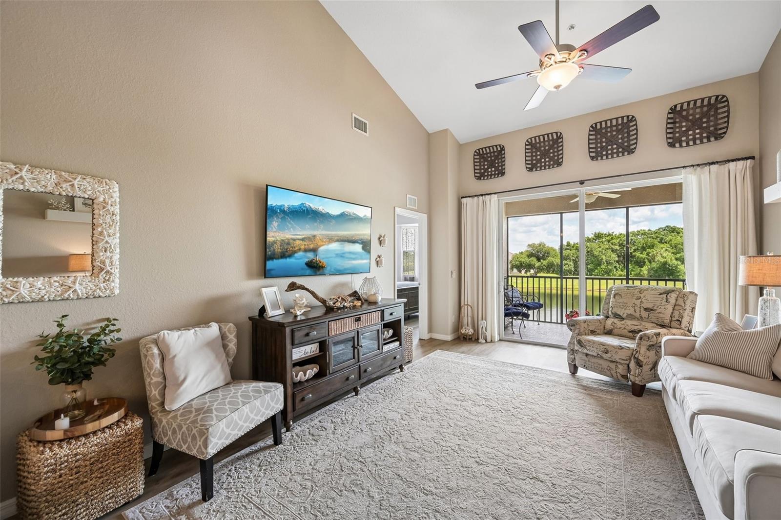 STONE HARBOUR III - Residential