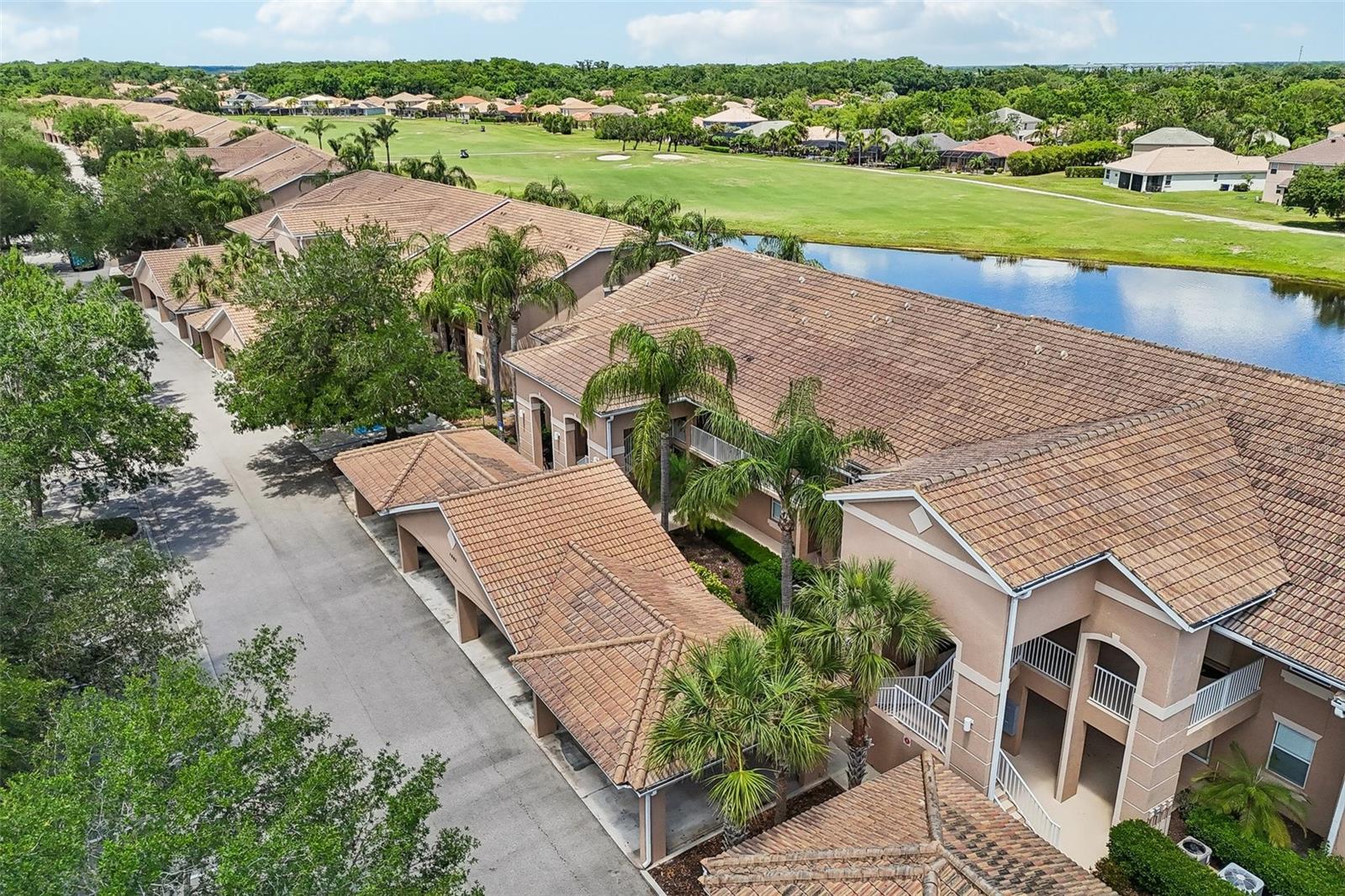 STONE HARBOUR III - Residential