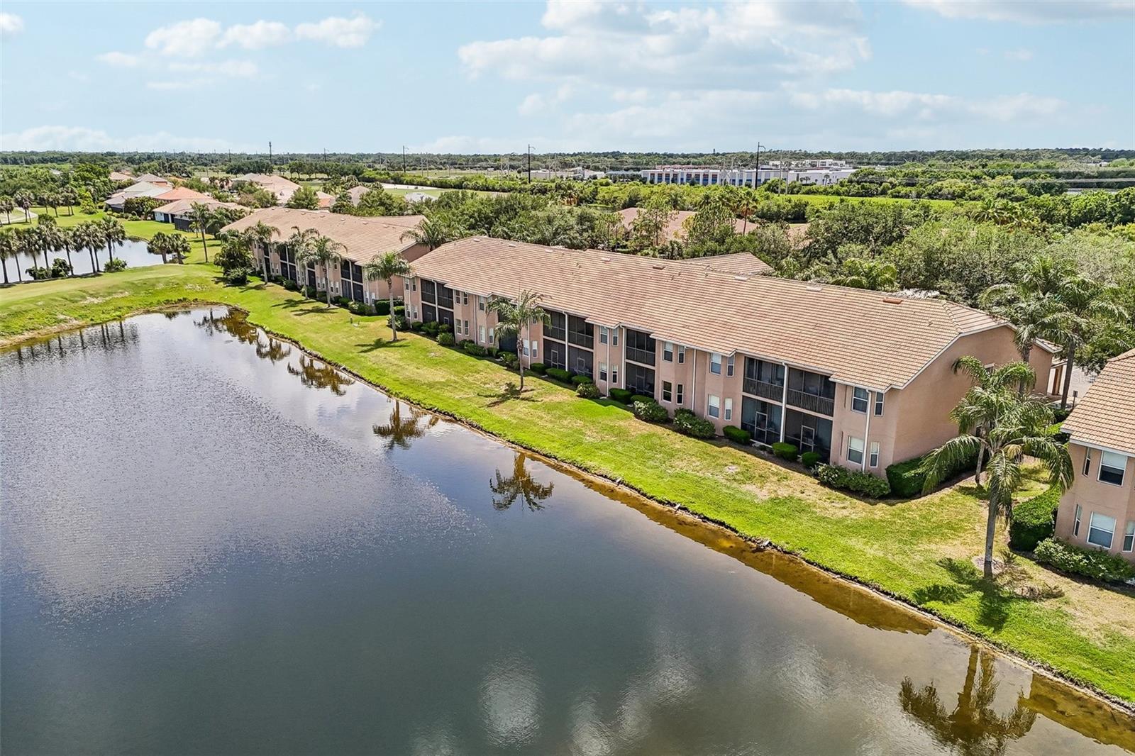 STONE HARBOUR III - Residential