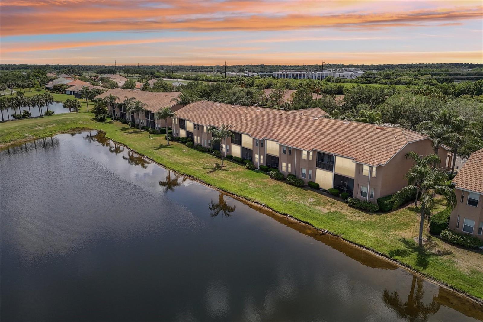STONE HARBOUR III - Residential
