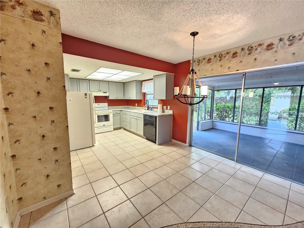 Photo of 14104 Lonewood Place, Tampa, FL 33625 (MLS # A4711303)