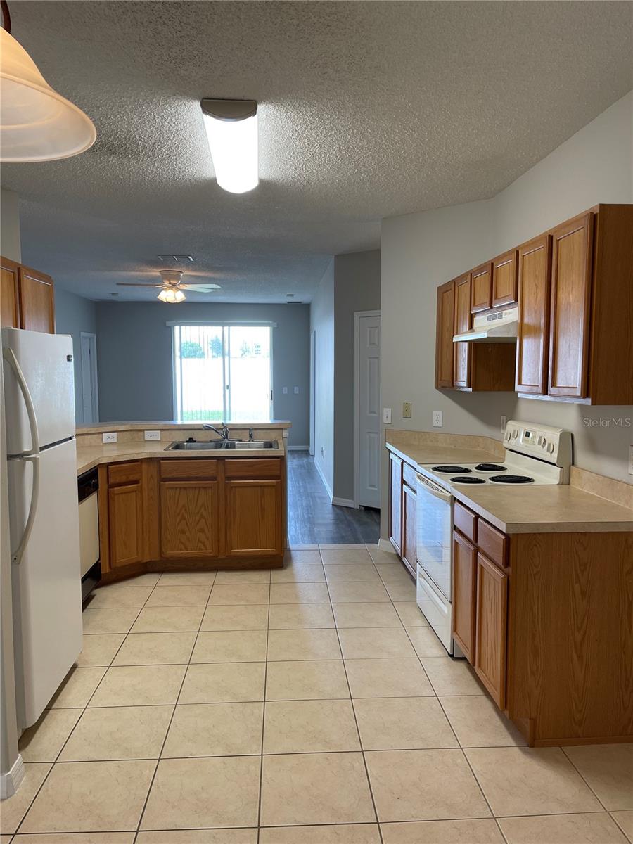 SUNSET RIDGE PH 2 - Residential Lease