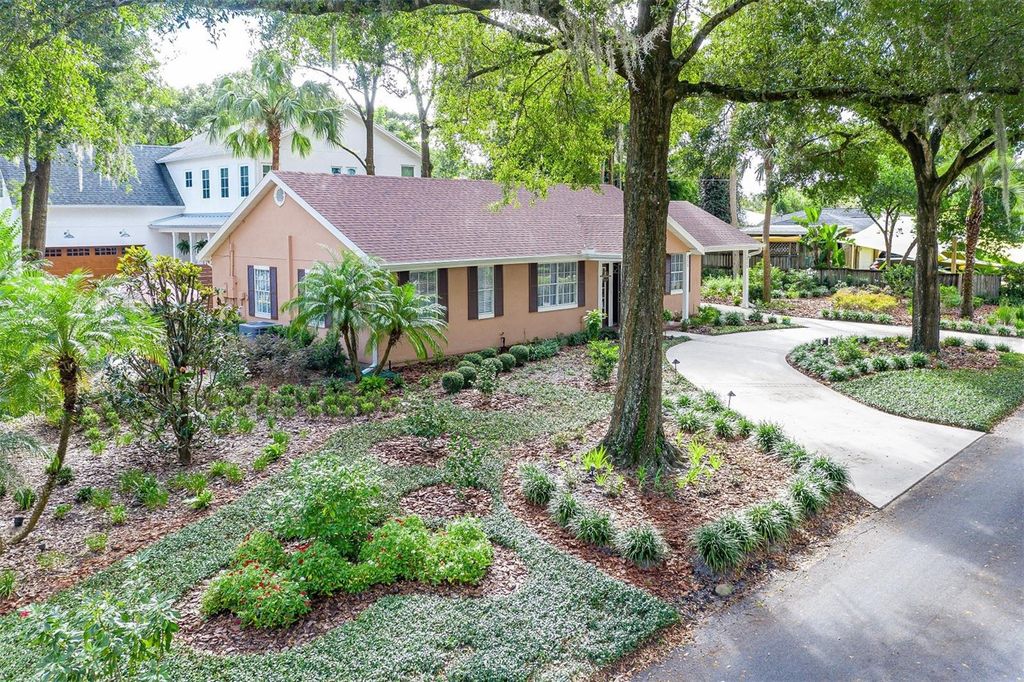 Photo of 332 Harris Avenue, Winter Park, FL 32789 (MLS # O6363249)