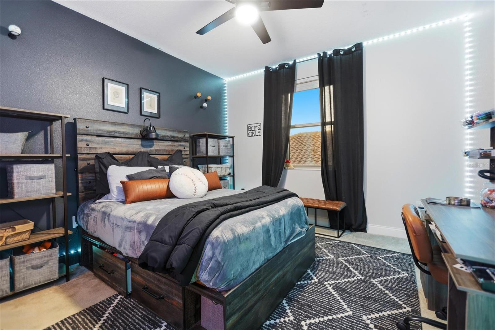 RIVIERA BELLA - Residential