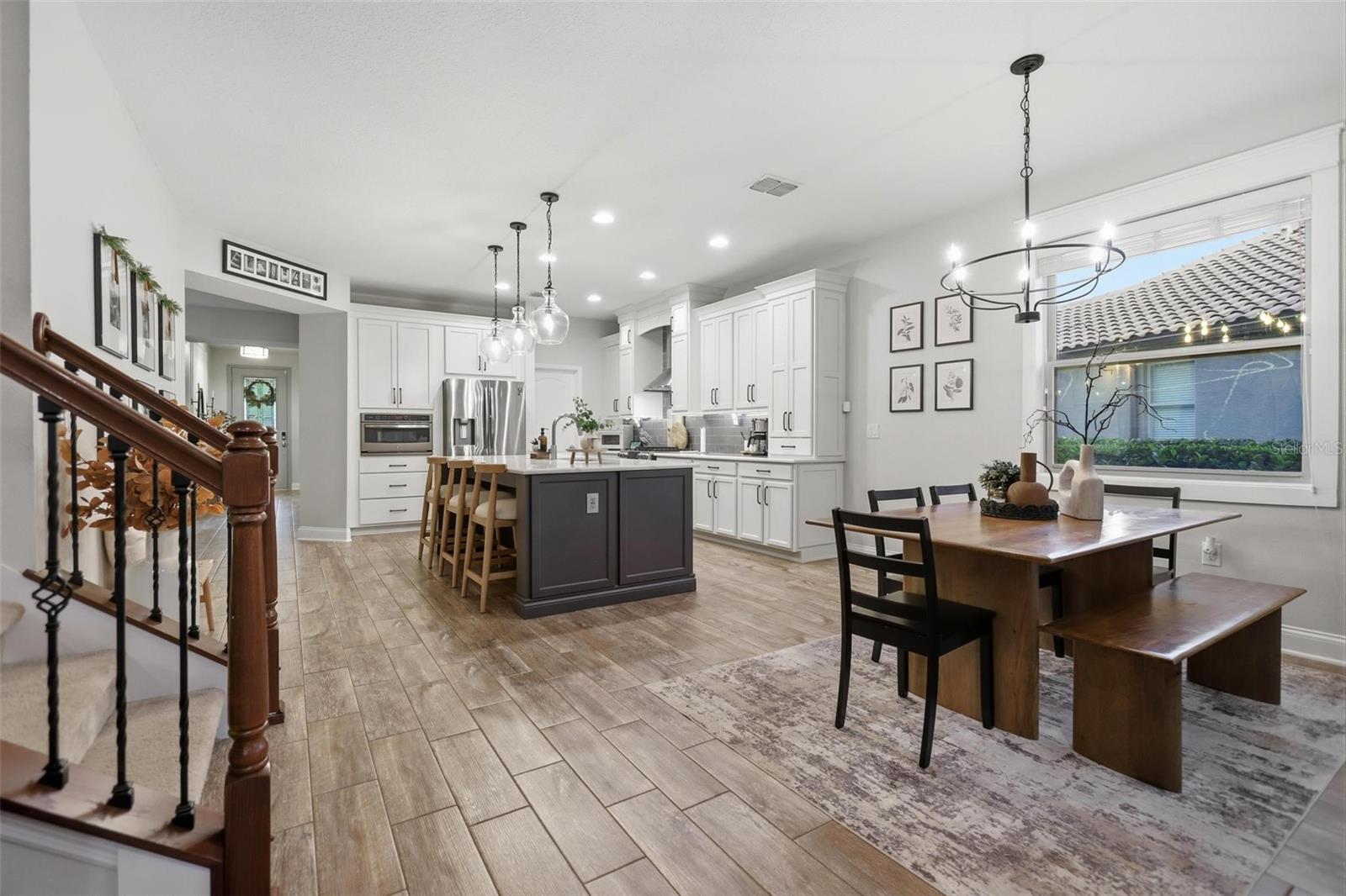 RIVIERA BELLA - Residential