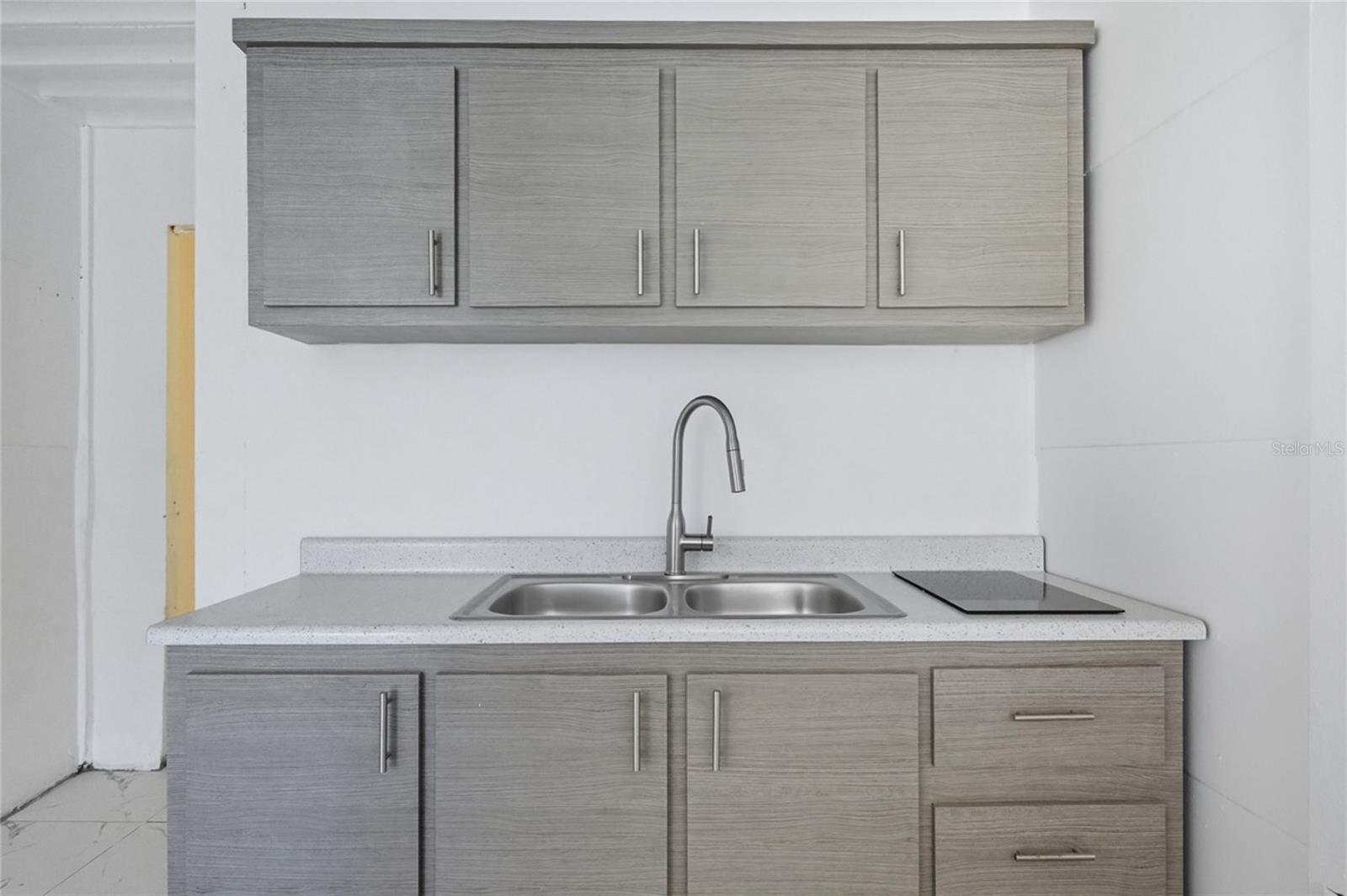 URB. VALLE UNIVERSITARIO - Residential